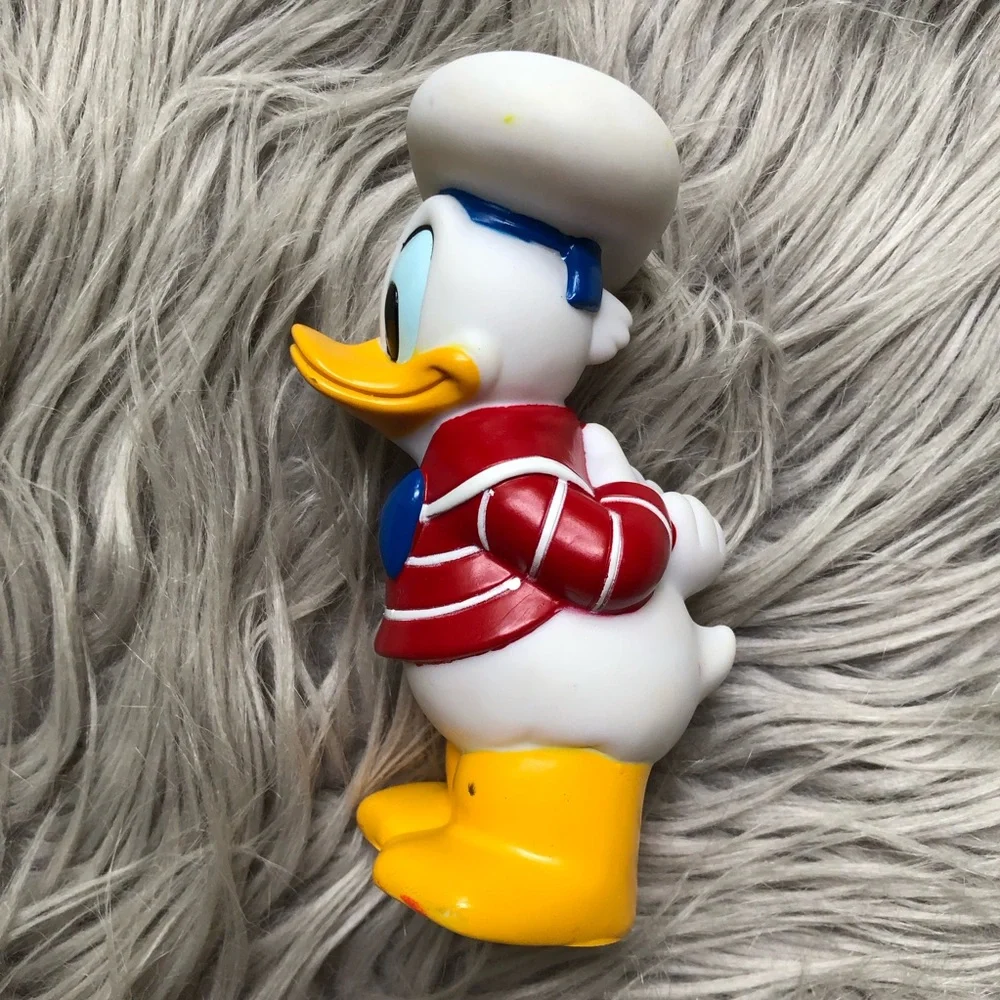 Disney Cruise Line Set of 5 PVC Figures: Micky, Minnie, Goofy, Donald, and Pluto